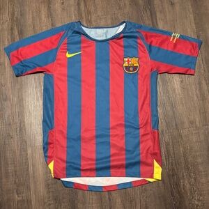 Barcelona 2006 jersey with Ronaldinho  on the back
